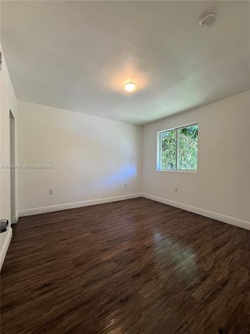 540 NW 7th Street 26, Miami, FL 33136