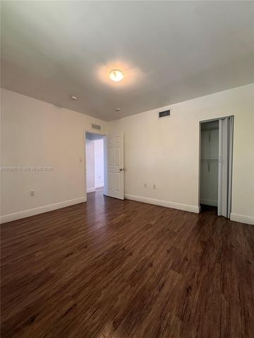 540 NW 7th Street 26, Miami, FL 33136