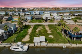 402 Shark Lane, Surfside Beach, TX 77541
