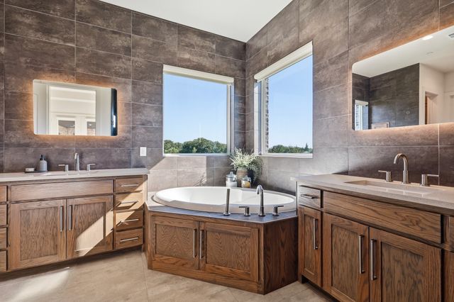 1085 Peppy San Drive, Lucas, TX 75002