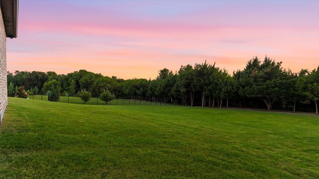 1085 Peppy San Drive, Lucas, TX 75002