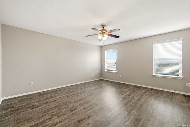 13016 Lineberry, St Hedwig, TX 78152