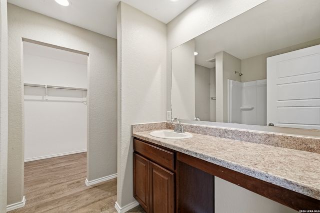 13016 Lineberry, St Hedwig, TX 78152