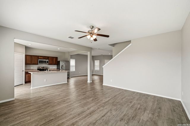13016 Lineberry, St Hedwig, TX 78152