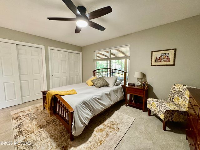 4847 N Vía Entrada, Tucson, AZ 85718