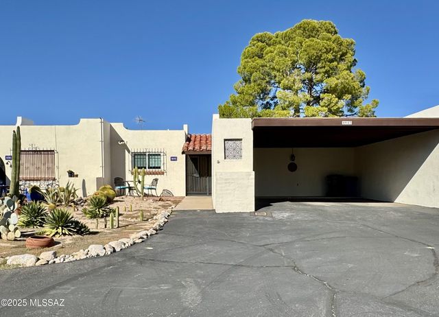 4847 N Vía Entrada, Tucson, AZ 85718