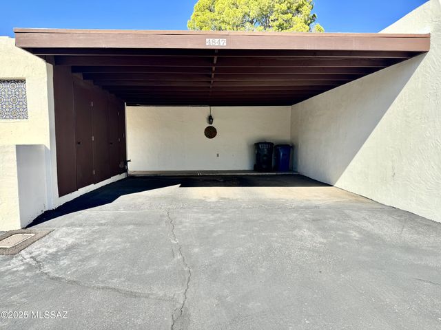 4847 N Vía Entrada, Tucson, AZ 85718