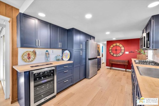 155 Laguna, Palm Springs, CA 92264