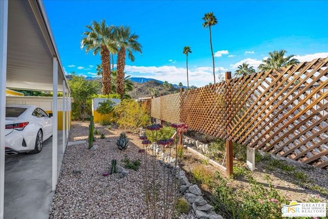 155 Laguna, Palm Springs, CA 92264