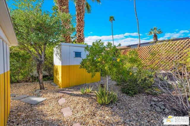 155 Laguna, Palm Springs, CA 92264