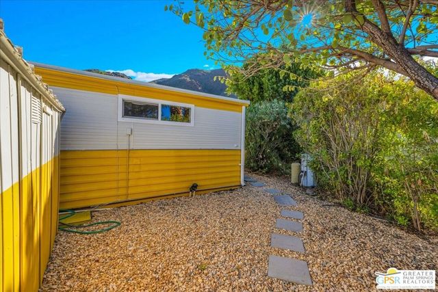 155 Laguna, Palm Springs, CA 92264