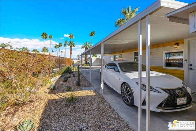 155 Laguna, Palm Springs, CA 92264