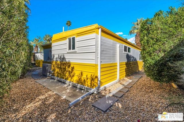 155 Laguna, Palm Springs, CA 92264