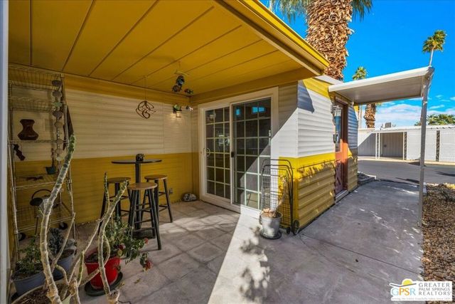 155 Laguna, Palm Springs, CA 92264