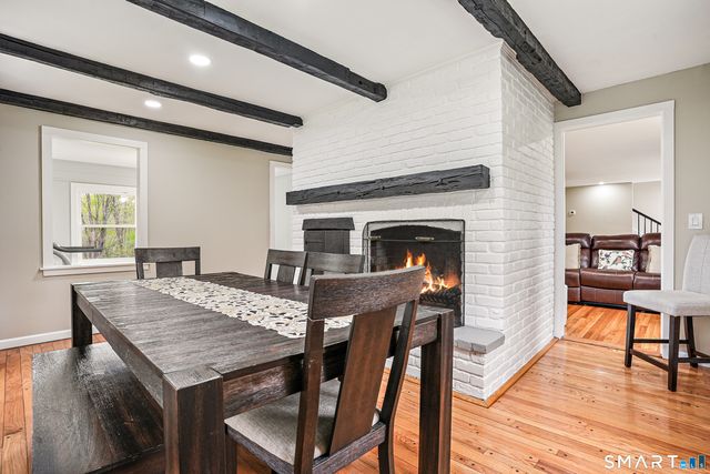 6 Winding Road, Brookfield, CT 06804