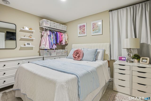 6 Winding Road, Brookfield, CT 06804