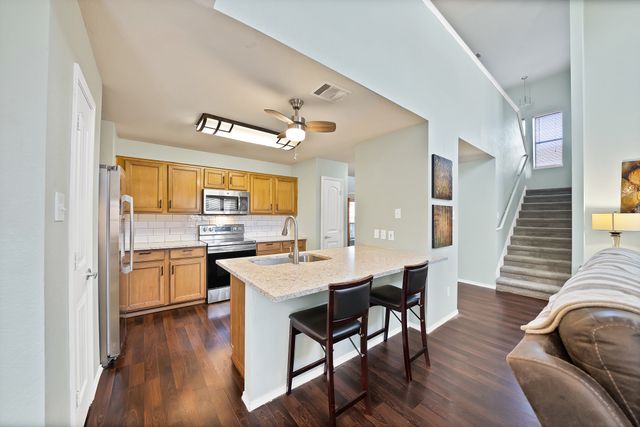 2008 Woodhurst Trail, Heartland, TX 75126