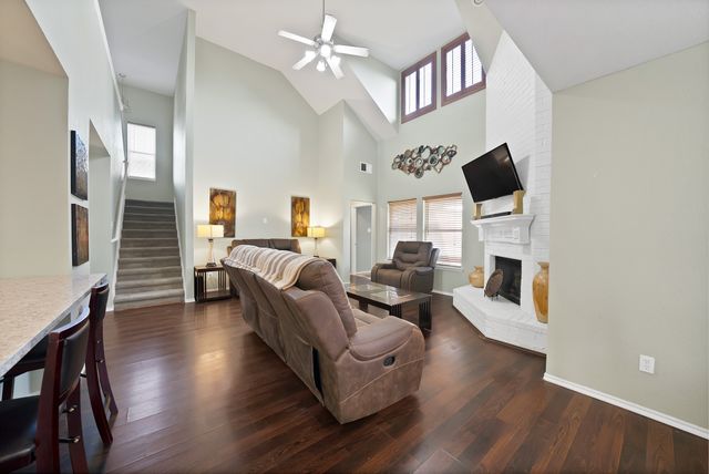 2008 Woodhurst Trail, Heartland, TX 75126