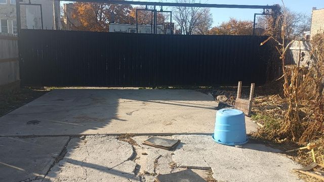 644 N Trumbull Avenue, Chicago, IL 60624