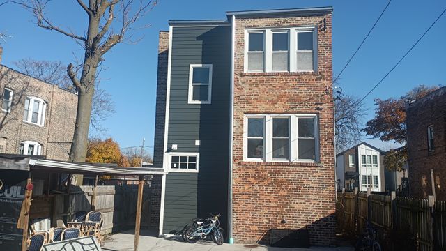 644 N Trumbull Avenue, Chicago, IL 60624