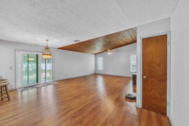 6145 SE Audubon Lane, Hobe Sound, FL 33455