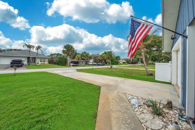 6145 SE Audubon Lane, Hobe Sound, FL 33455