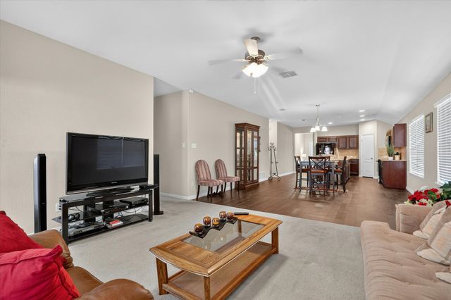 5104 Chatfield Place, Arlington, TX 76017