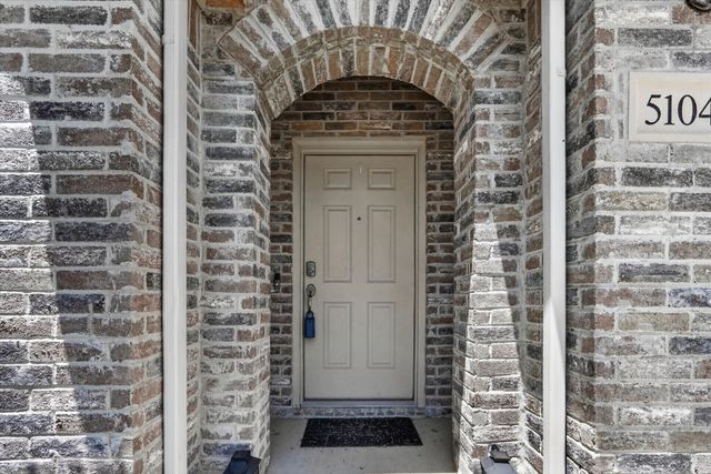 5104 Chatfield Place, Arlington, TX 76017