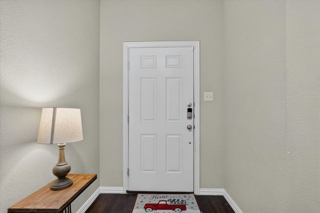 5104 Chatfield Place, Arlington, TX 76017