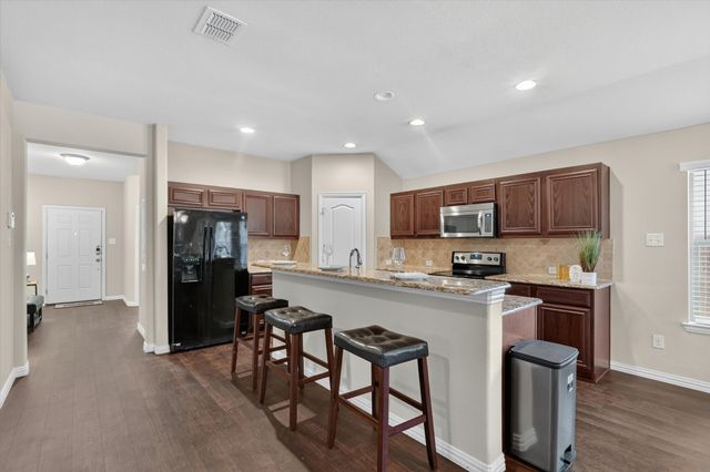 5104 Chatfield Place, Arlington, TX 76017