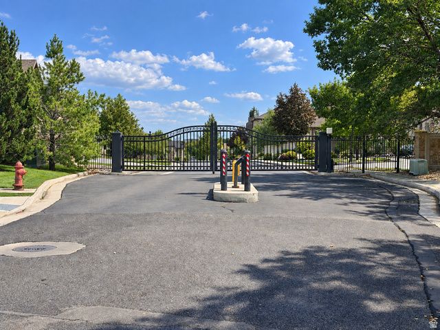 10254 S Jordan Creek Dr Unit 2, South Jordan, UT 84095