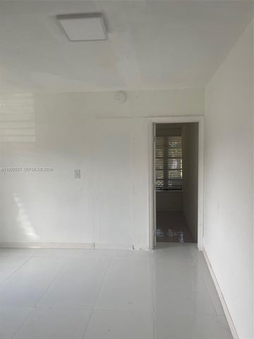 9711 Caribbean Blvd, Cutler Bay, FL 33189