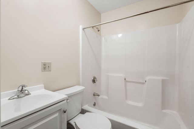 202 Coburn Street, Lowell, MA 01852