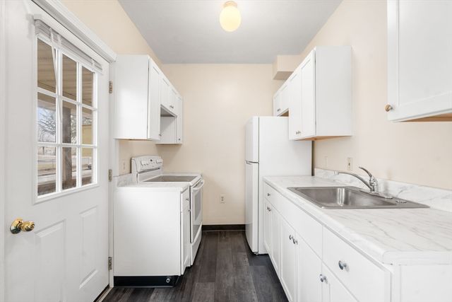 202 Coburn Street, Lowell, MA 01852