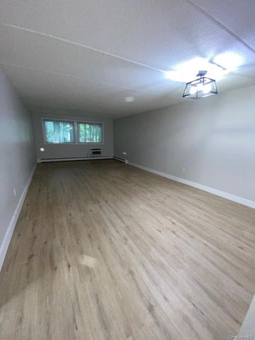 85 N Middletown Road A4, Nanuet, NY 10954