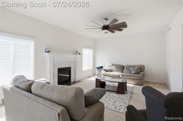 32169 Adam Brown Drive, Rockwood, MI 48173