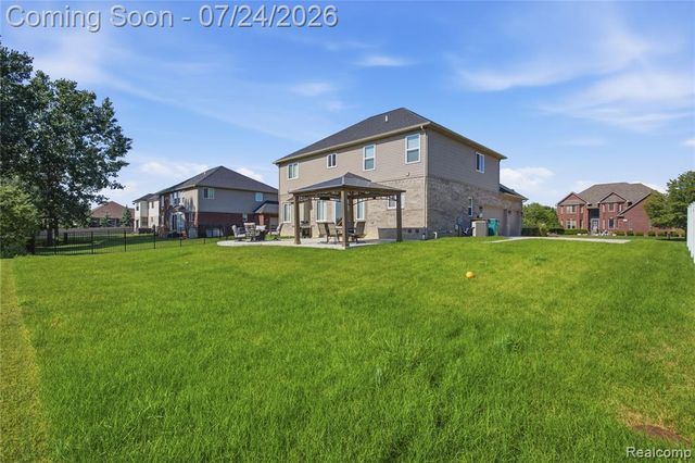 32169 Adam Brown Drive, Rockwood, MI 48173