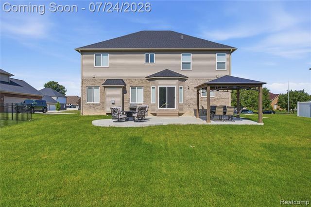 32169 Adam Brown Drive, Rockwood, MI 48173