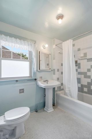 111 N Sutphin Street, Middletown, OH 45042