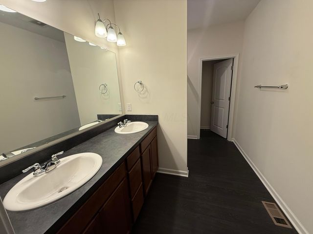 1916 Pomodoro Drive, Hilliard, OH 43026