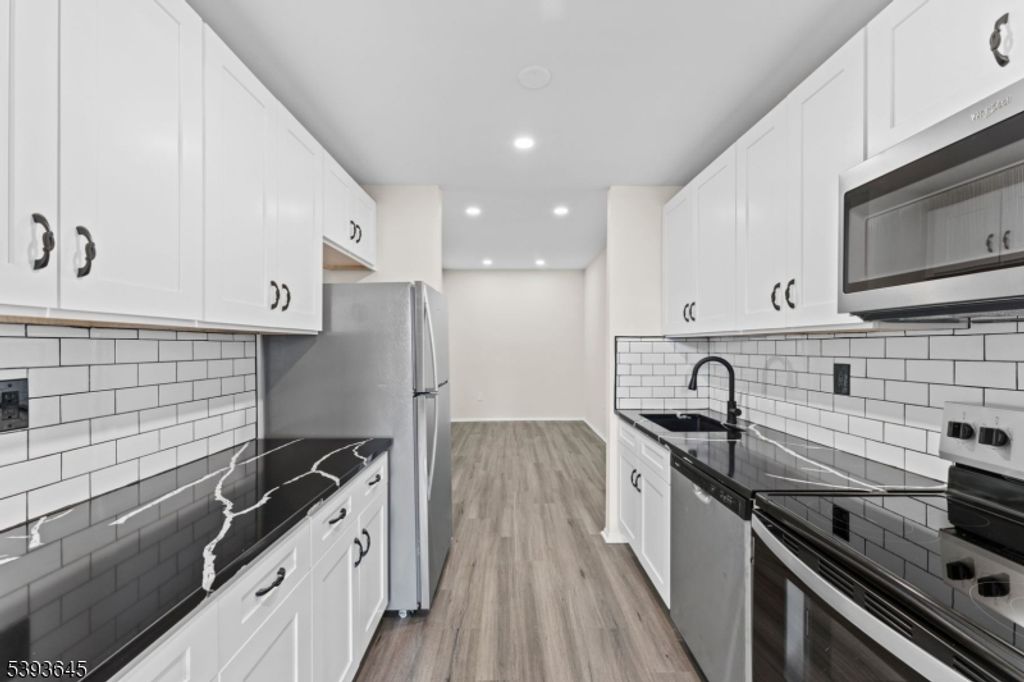 111 Mulberry St 8D, Newark City, NJ 07102