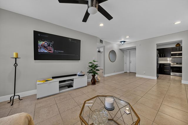 8565 W Boca Glades Blvd W C, Boca Raton, FL 33434