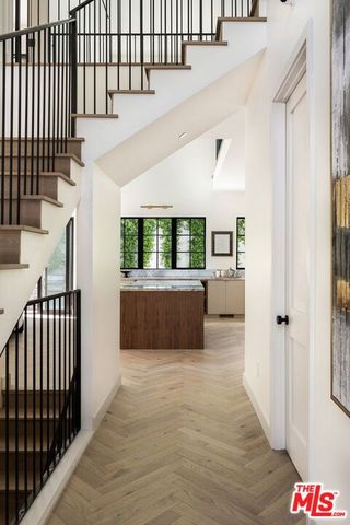 4624 Balboa Avenue, Encino (los Angeles), CA 91316
