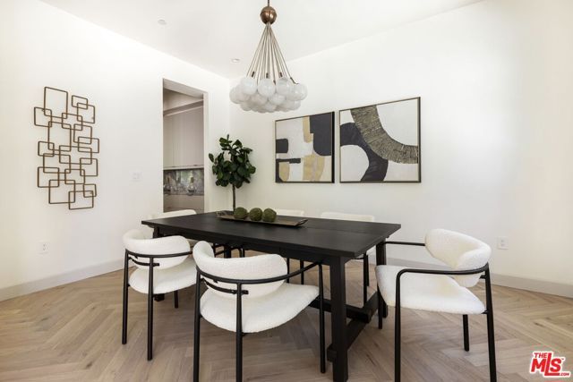 4624 Balboa Avenue, Encino (los Angeles), CA 91316