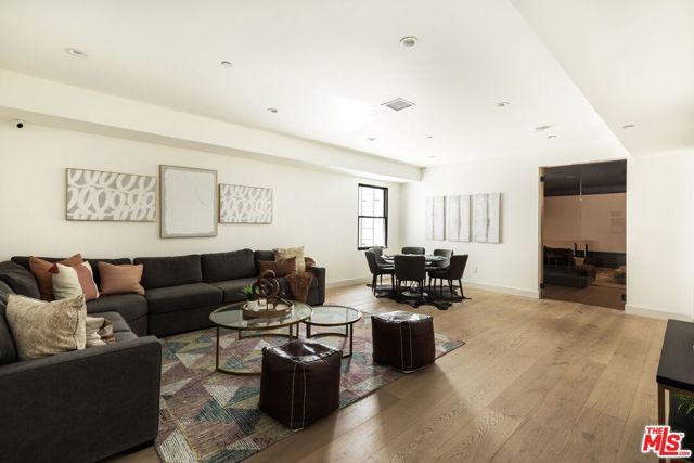 4624 Balboa Avenue, Encino (los Angeles), CA 91316