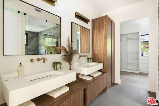 4624 Balboa Avenue, Encino (los Angeles), CA 91316