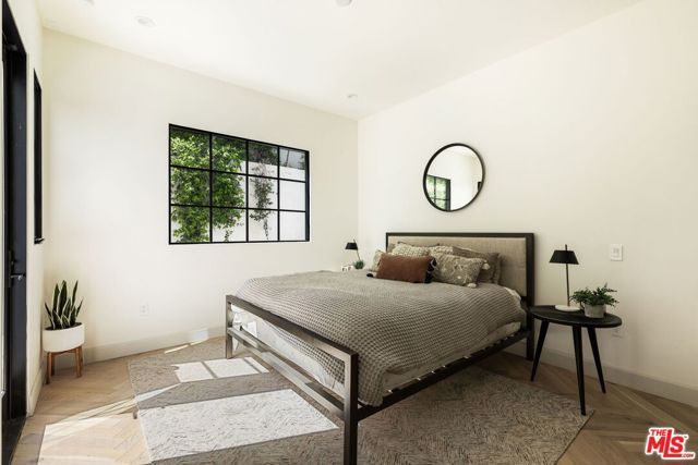 4624 Balboa Avenue, Encino (los Angeles), CA 91316