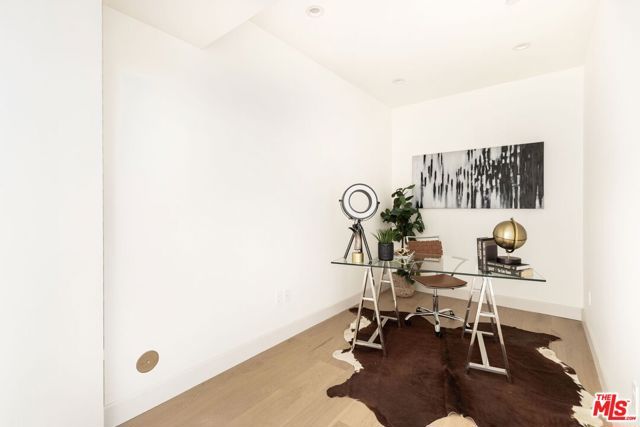 4624 Balboa Avenue, Encino (los Angeles), CA 91316