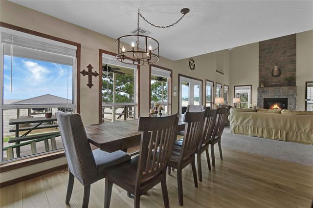 172 Little Dove, Livingston, TX 77351