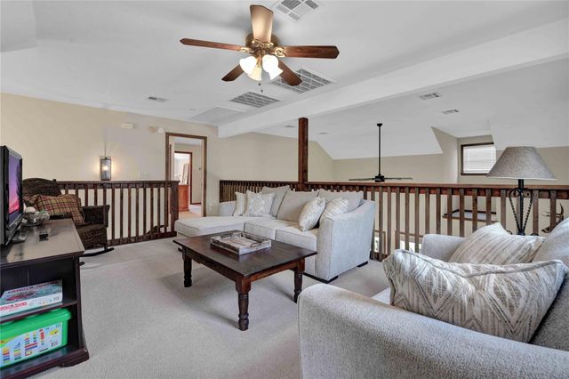 172 Little Dove, Livingston, TX 77351